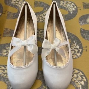 Girls Dress Shoes White Size 1